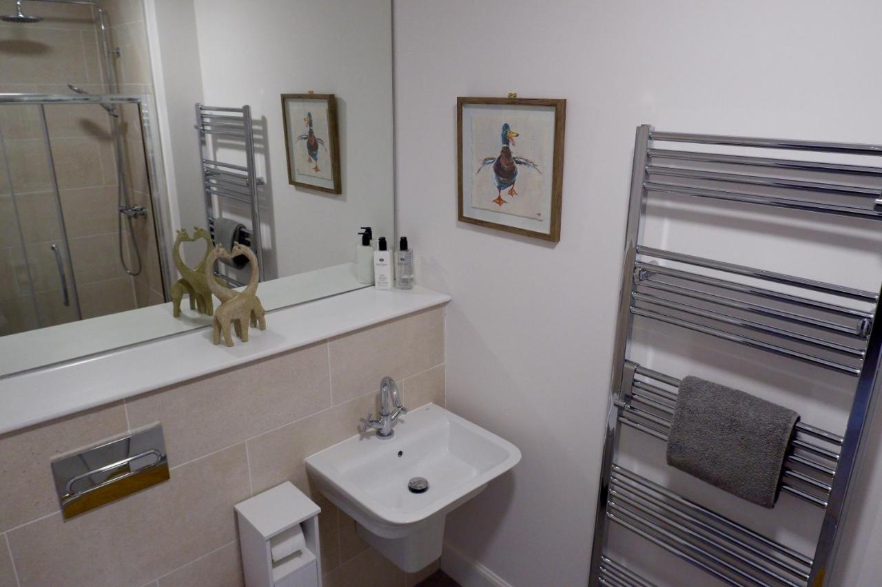No 7 Quiet, Two Bedroom Ground Floor Flat In Tornagrain Great For Early Airport Departures Or Late Flights Dalcross Екстер'єр фото